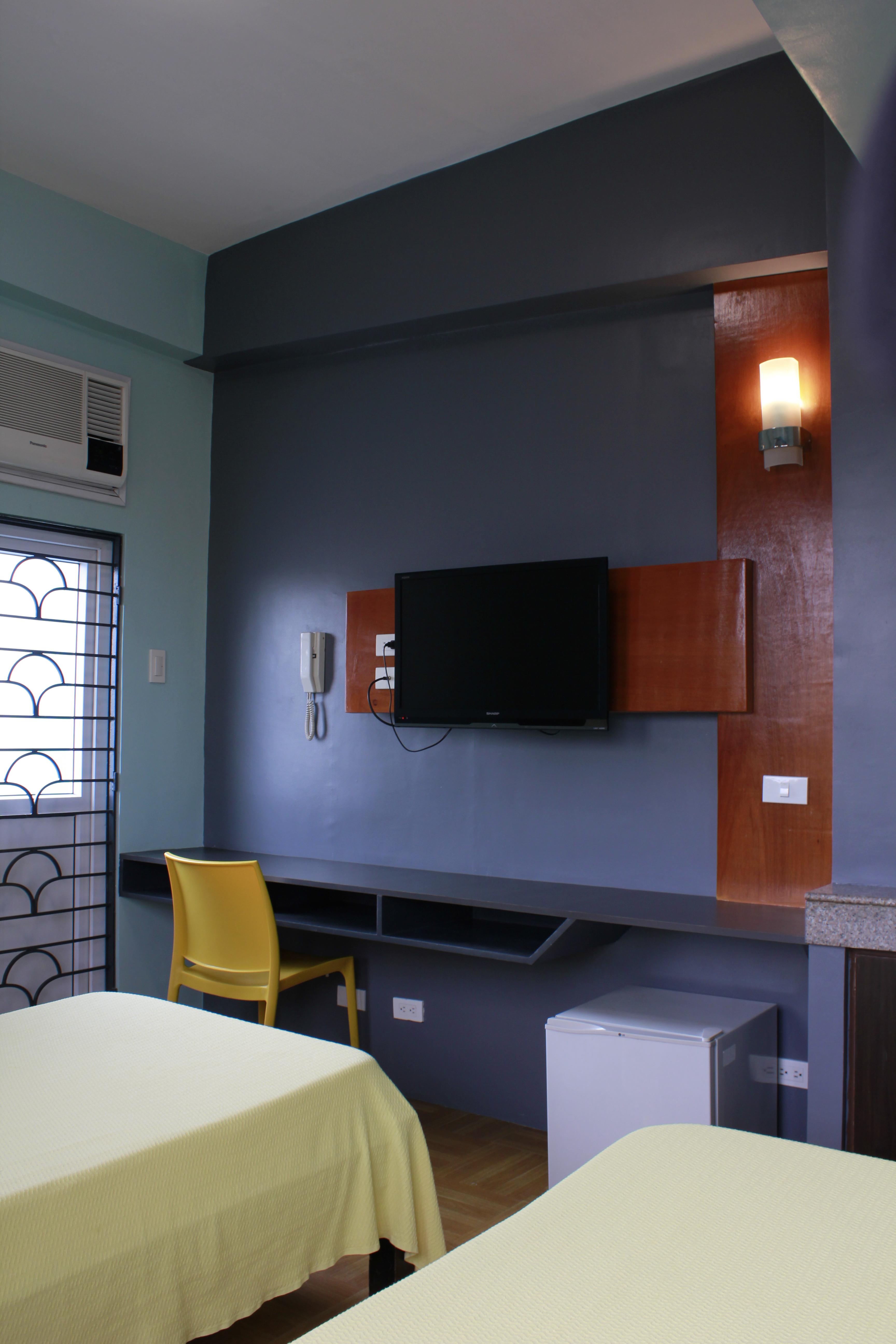 Leesons Residences Манила Екстериор снимка