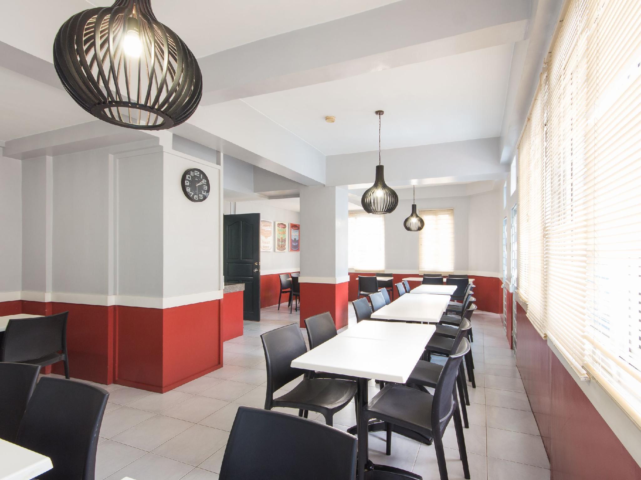 Leesons Residences Манила Екстериор снимка